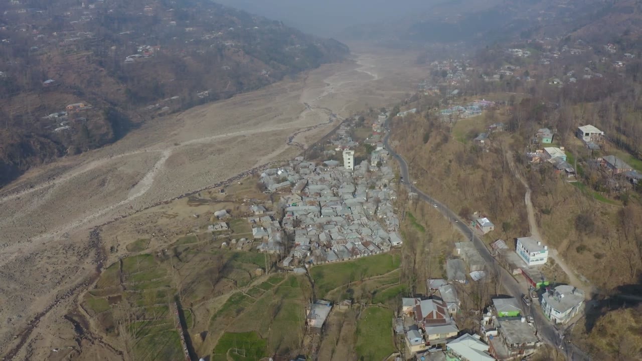 Pakistan has only 4 land neighbors - 3 have exchanged fire with it in ...