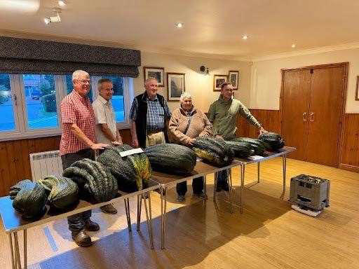 Man with massive marrow invites others to show off theirs