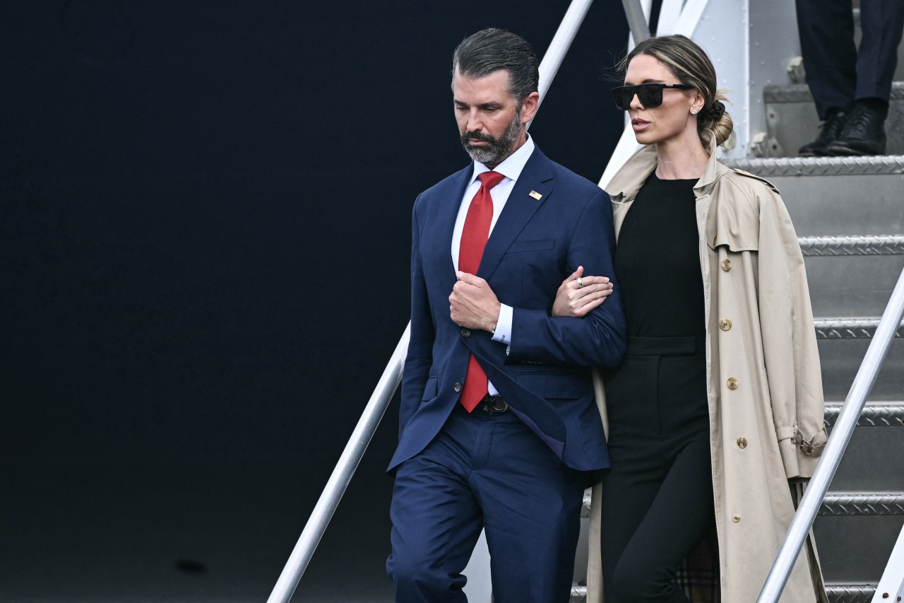 Republican senator calls for investigation of Donald Trump Jr.