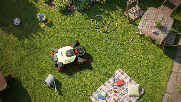 Kress brings golf course robotic mowing technology home