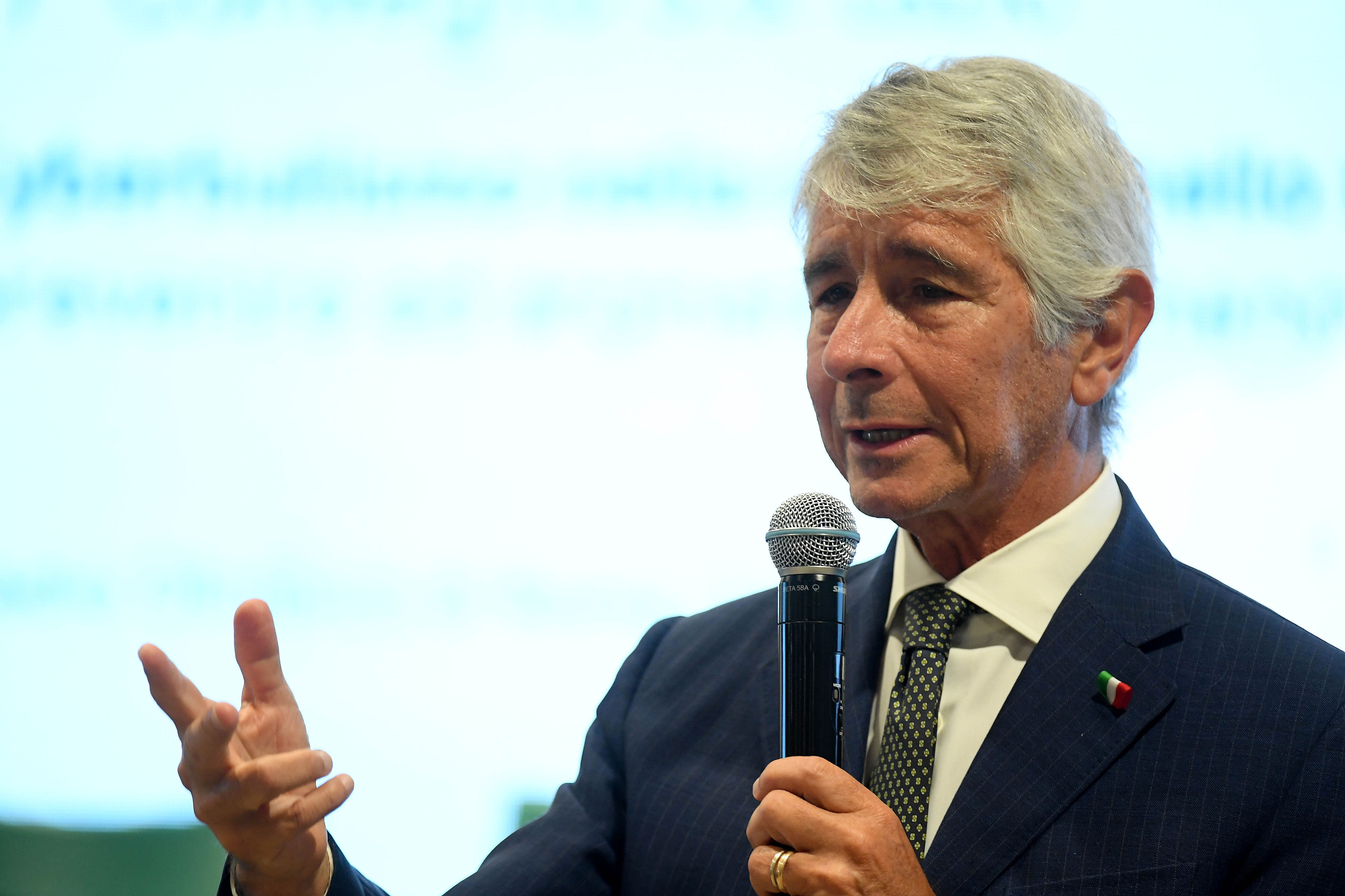 Abodi avverte il calcio italiano: 