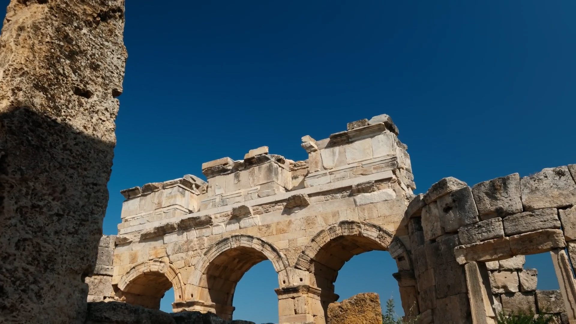 Exploring the ancient stone gates of Hierapolis