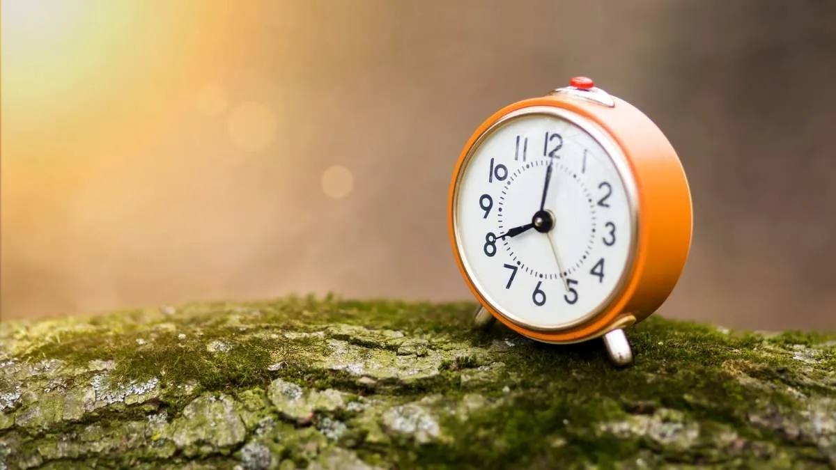 Daylight saving time start and end schedule: When do clocks fall back ...