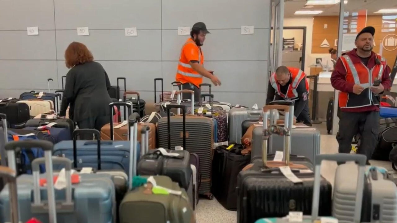 Eye opener: Thousands of flights canceled or delayed after Northeast ...