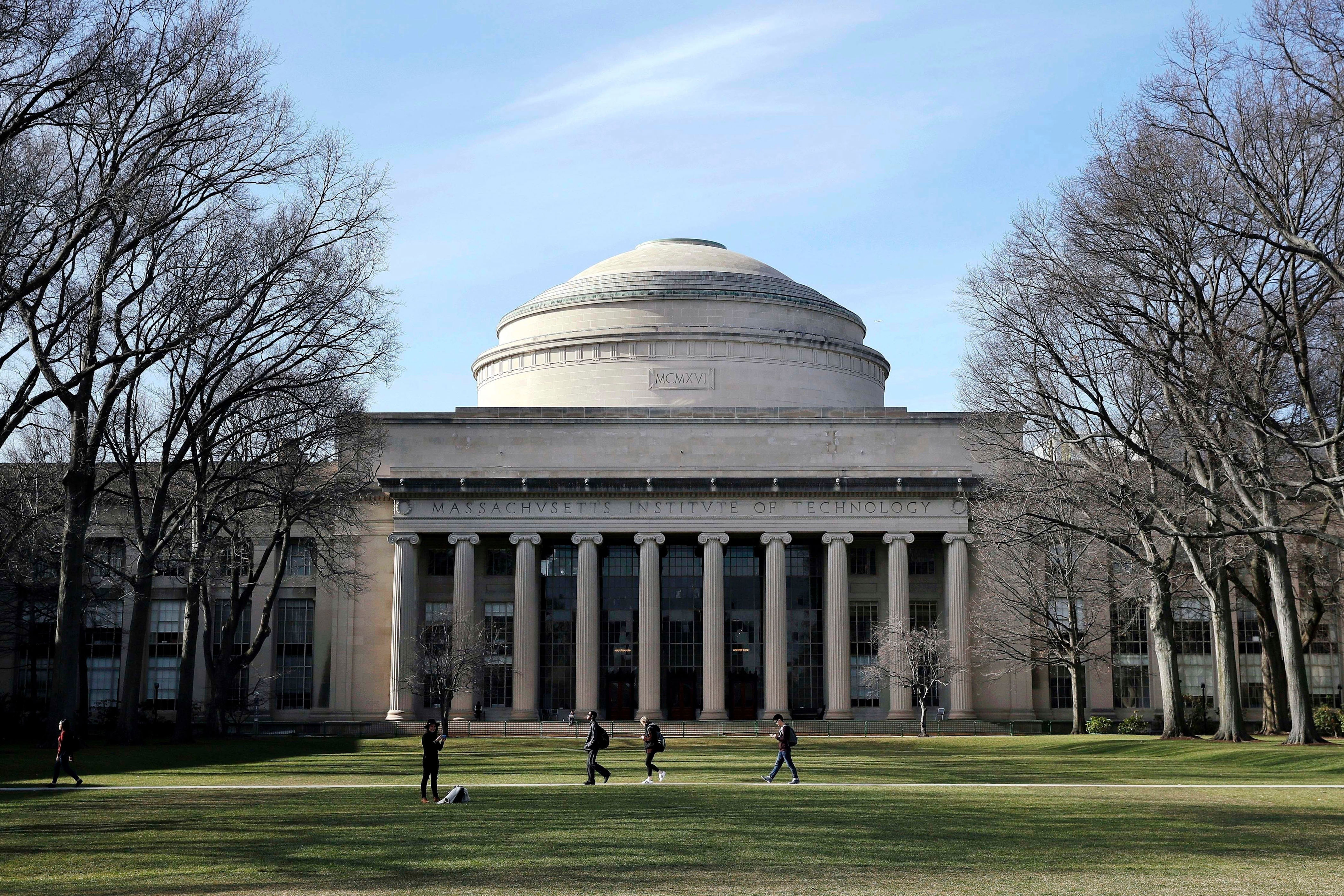 After 15 years, a new No. 1 in college rankings