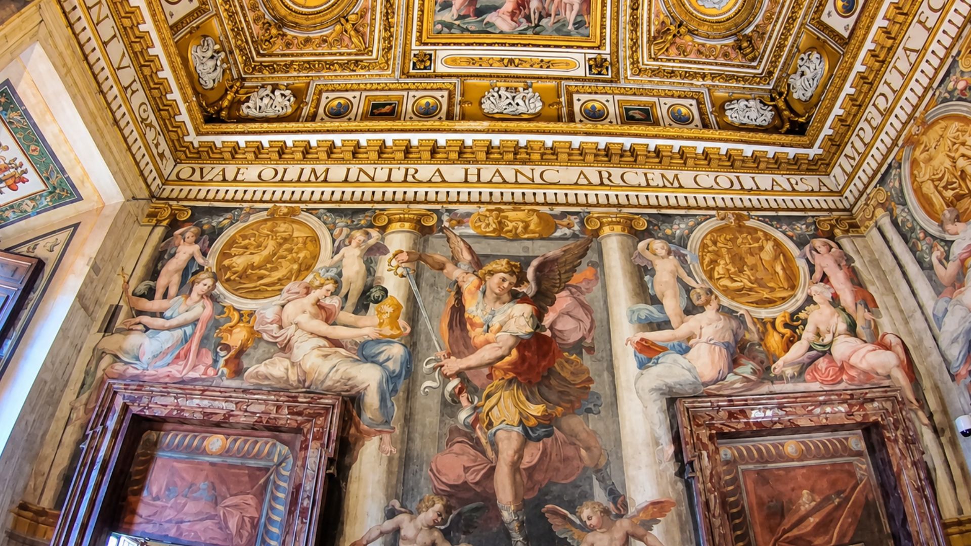 Golden ceilings and frescoes inside Castel Sant'Angelo (4K)