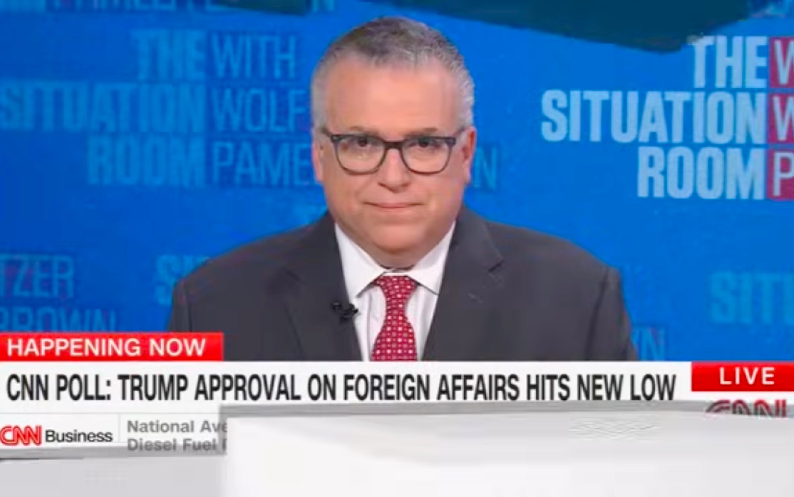 CNN highlights new poll confirming Trump has 'political disaster' on ...