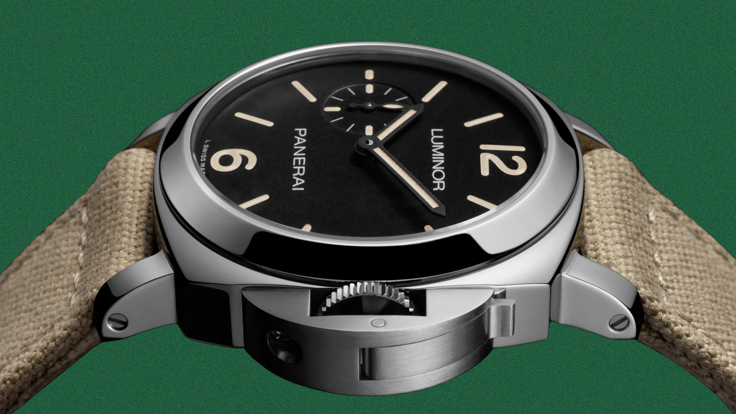 Panerai brings back its original ’90s icon in an optimal new size