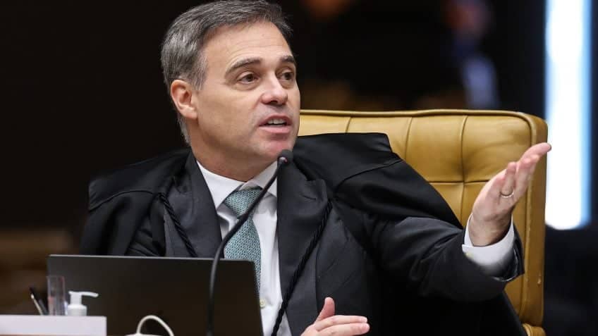 Ministro André Mendonça no STF apresenta documentos da PF que comprovam investigação de Lulinha (Foto: Instagram)