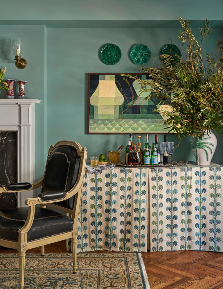 This tiny Manhattan pied-à-terre is a garden-like escape filled with ...