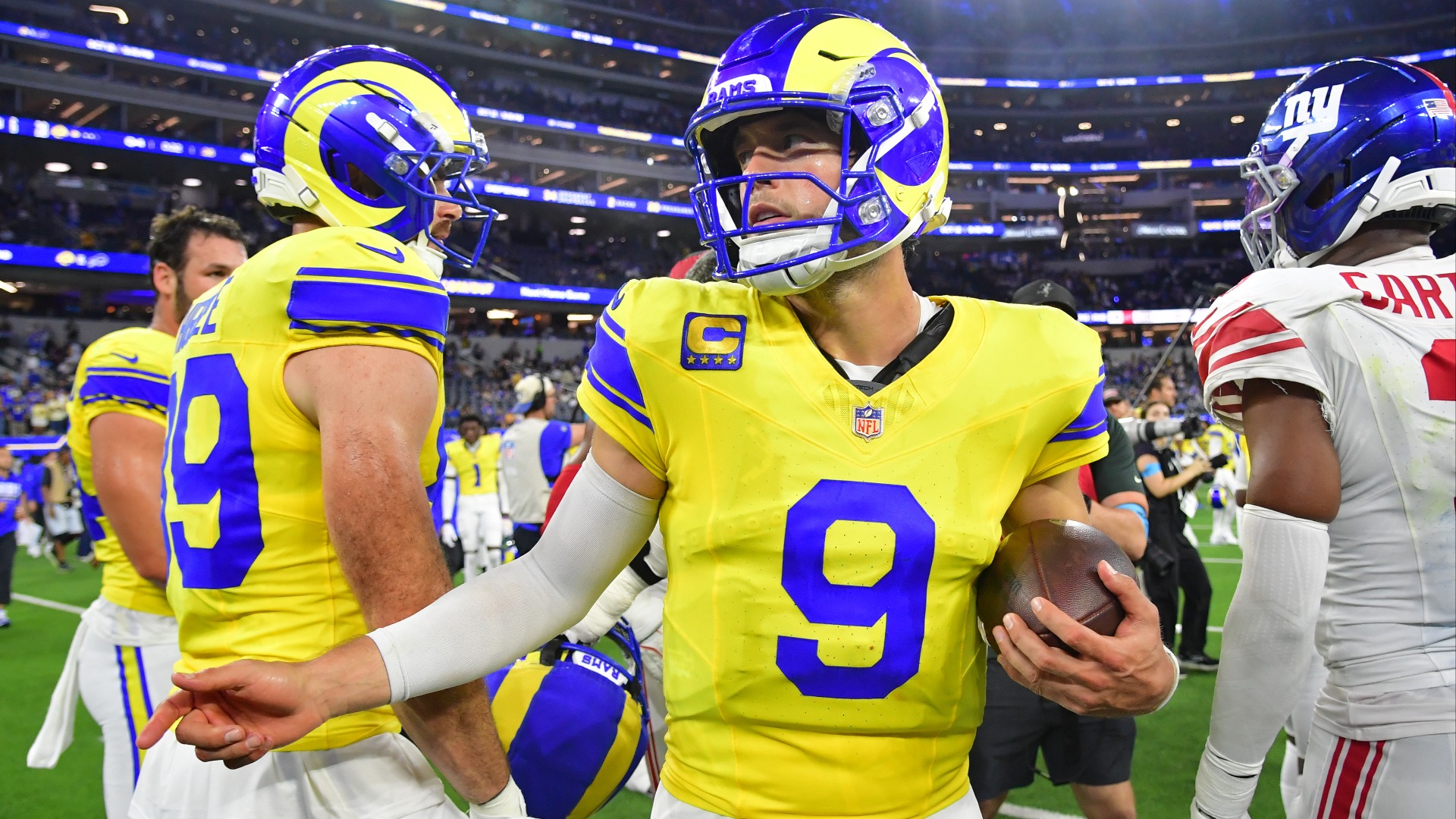 Rams shine in bounce-back Monday night contest against Giants!