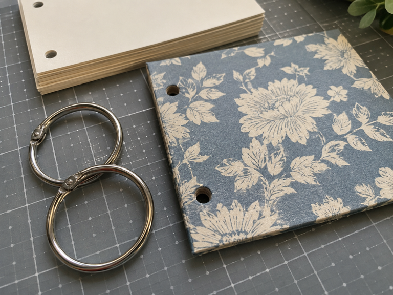 How to make a paper covered mini album