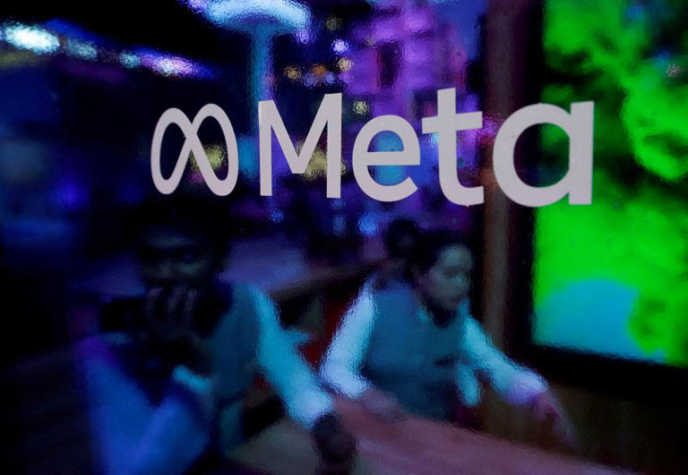 Exclusive: Meta testing a 'human concierge' for its new personal AI ...