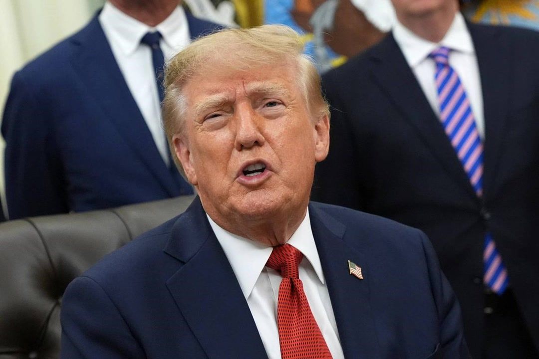 Fox News makes surprising Trump move after White House blocks CNN access