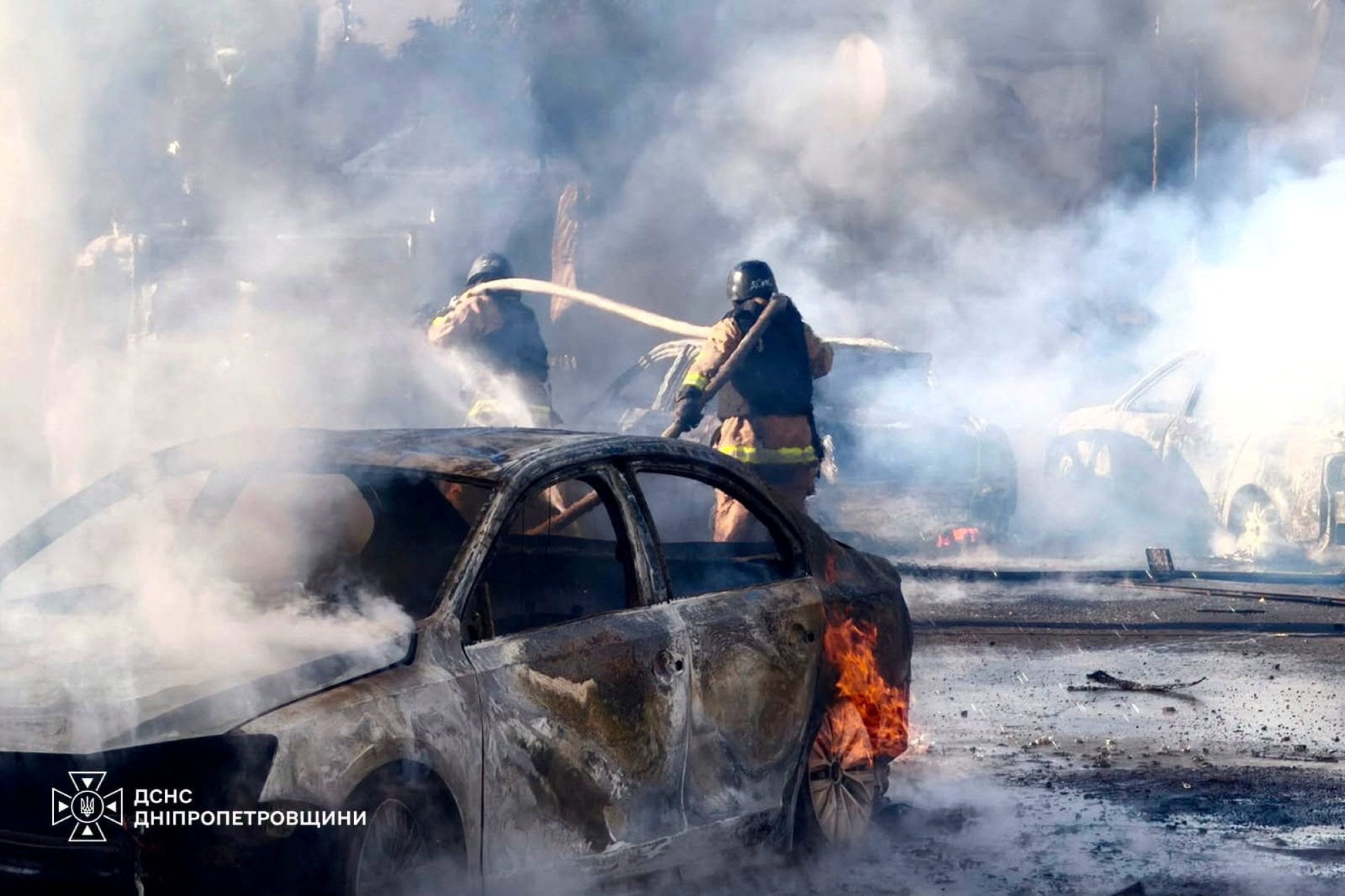 4 dead in Ukraine after Russian missile and drone attacks on industrial ...