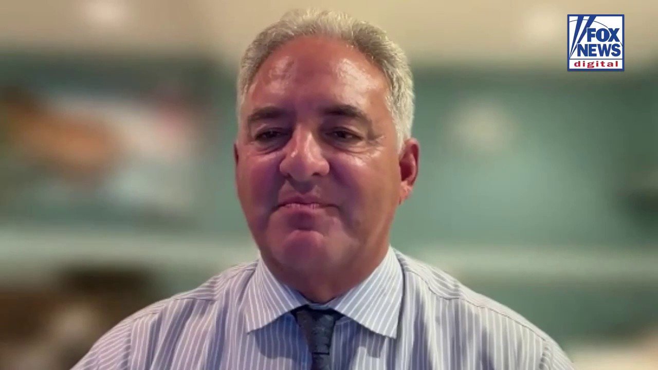 Eye doctor explains rare vision loss condition linked to popular GLP-1 ...