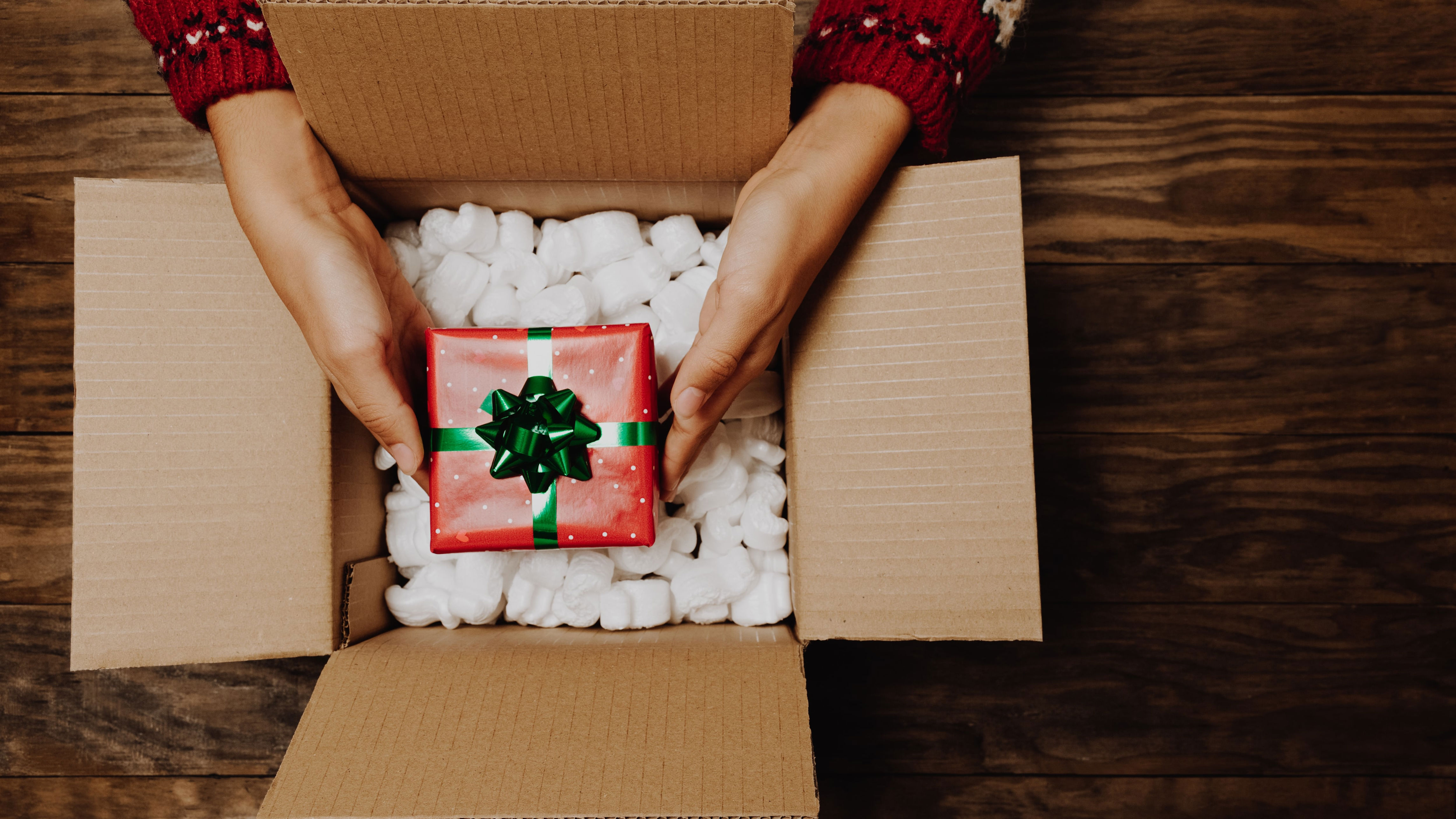 USPS releases recommended holiday mailing, shipping dates