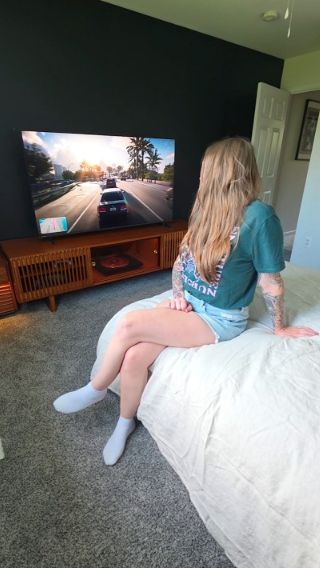 Adding a new TV stand to our guest bedroom gaming setup