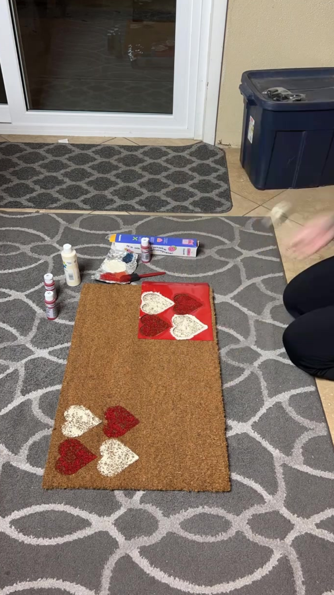 Transforming a plain mat into a creative home accent