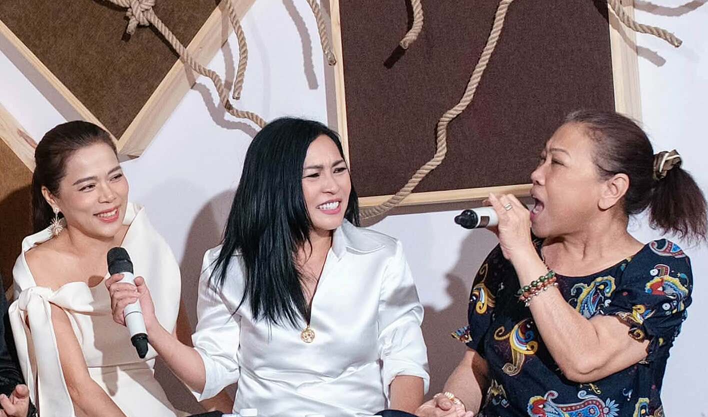 Siu Black: 'Tôi bán đồ ăn online để thêm thu nhập'