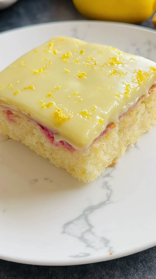 The perfect lemon raspberry cake for any occasion