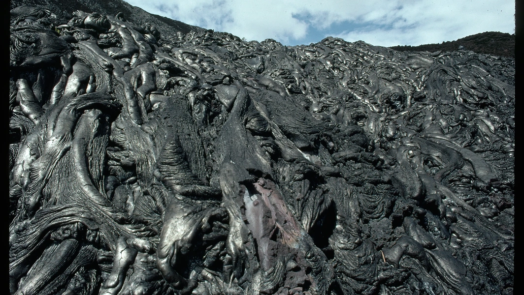 Igneous rocks tell Earth’s oldest stories