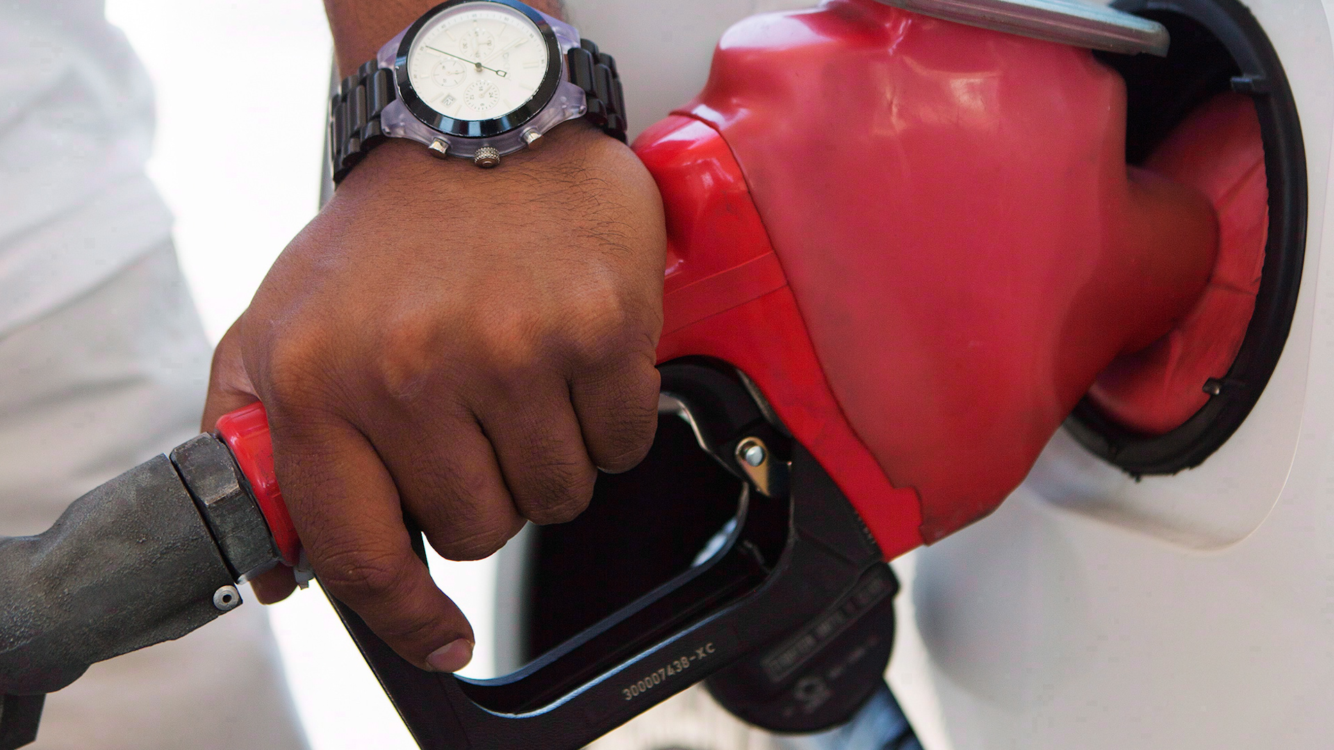 Alberta gives gas tax relief