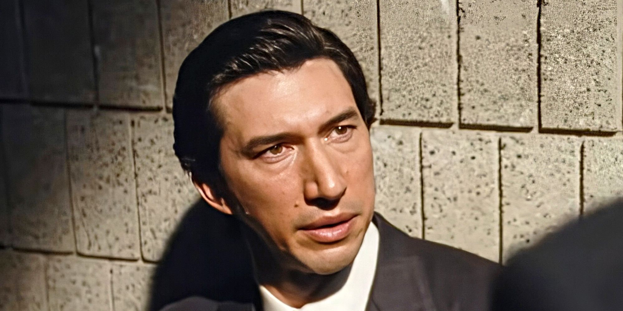 Adam Driver and Scarlett Johansson's new crime thriller debuts official ...