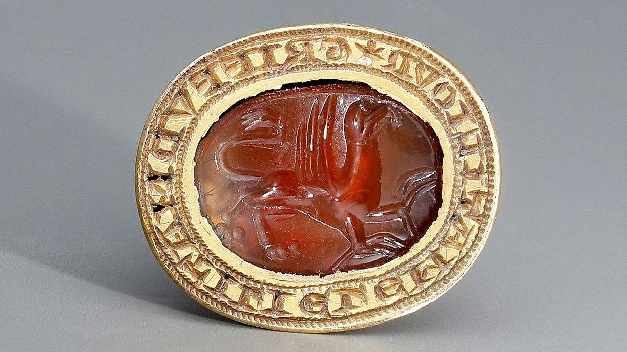 Medieval gold ring fails to sell at auction