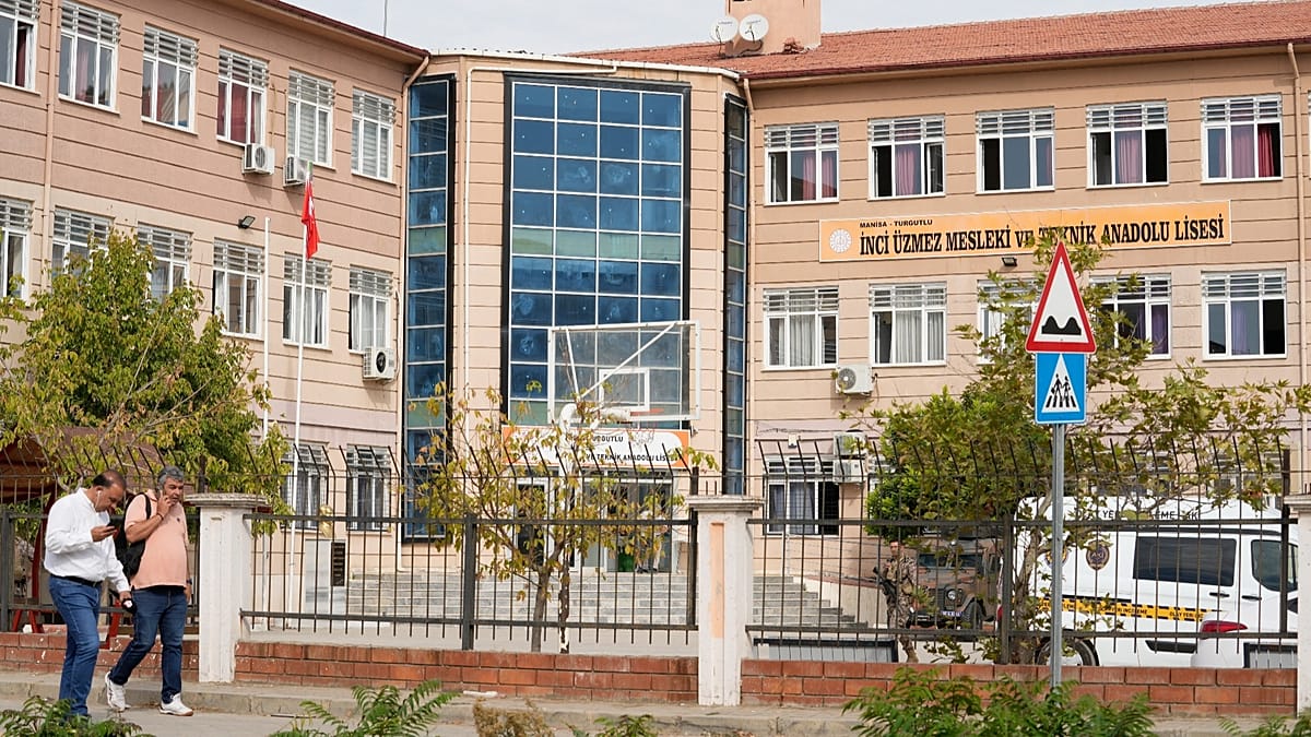 At least 11 wounded in shooting outside Turkey school, suspect detained