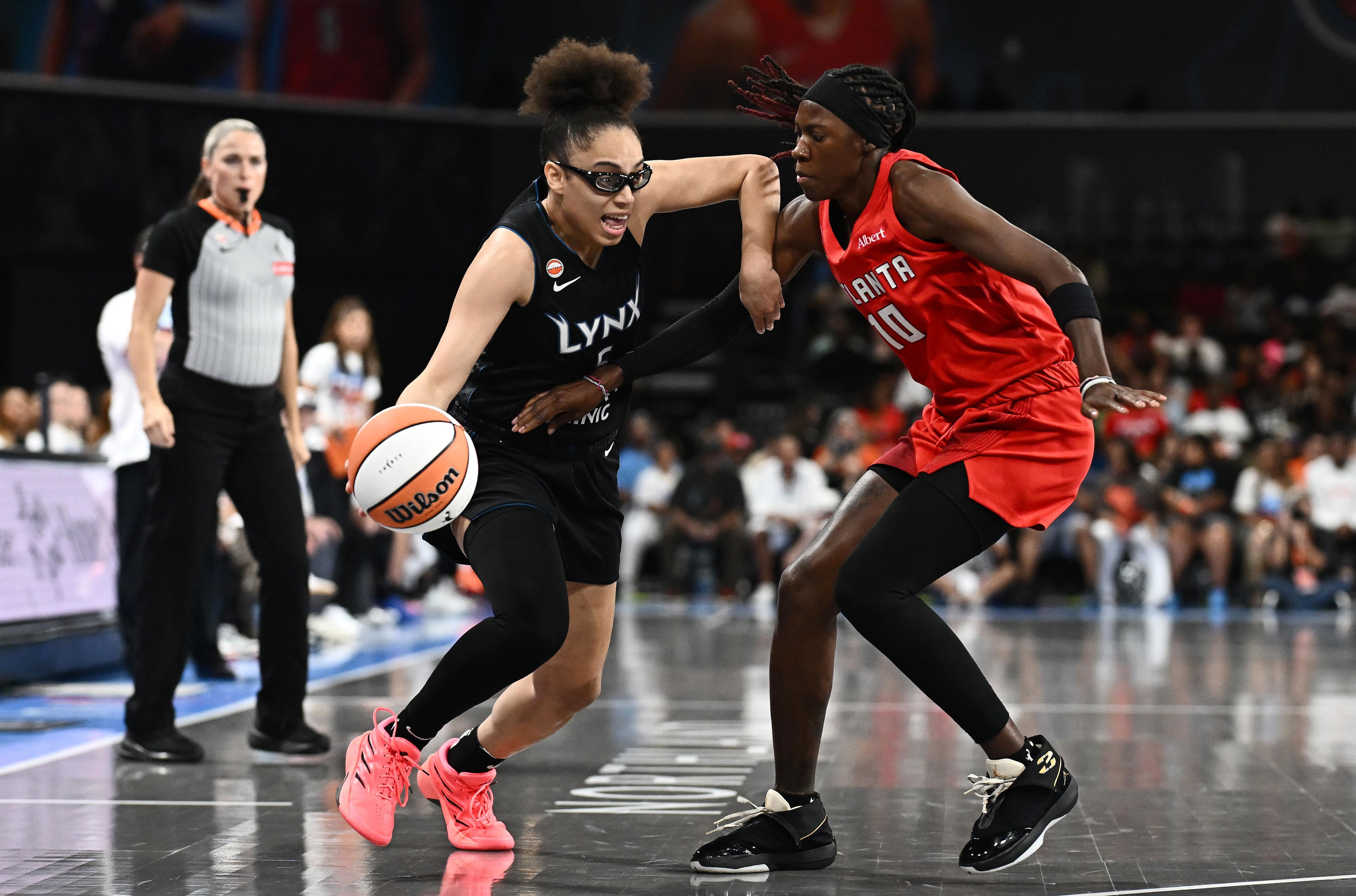 Is it officially time to be worried about the No. 1-seed Minnesota Lynx?