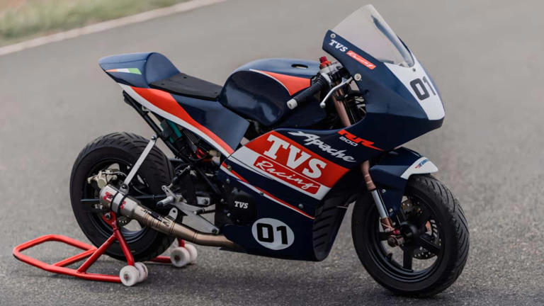 This company built a mini race motorcycle for kids. 10-year-old me is ...