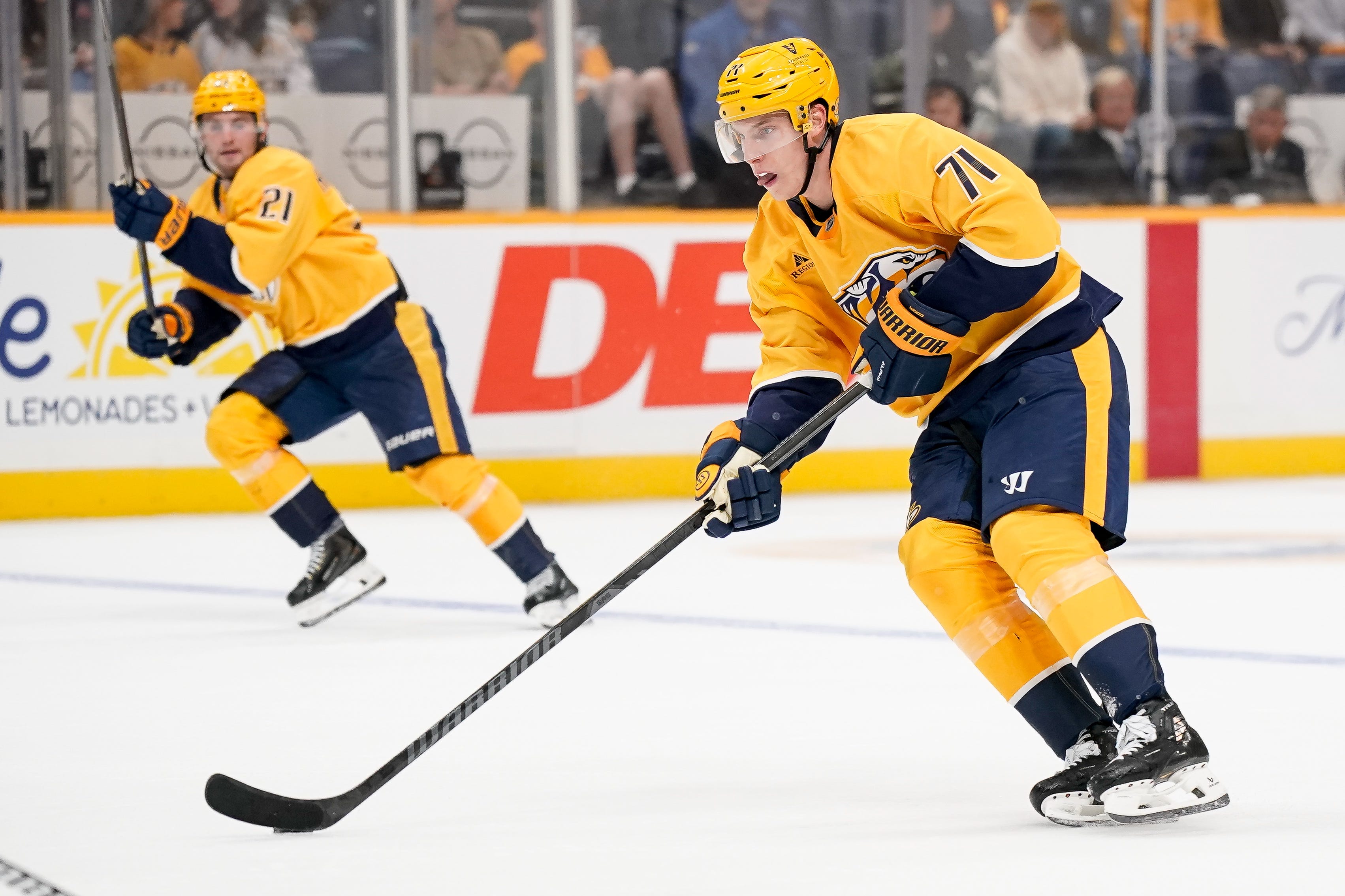 Matthew Wood dazzles in third period, Nashville Predators beat Tampa in ...