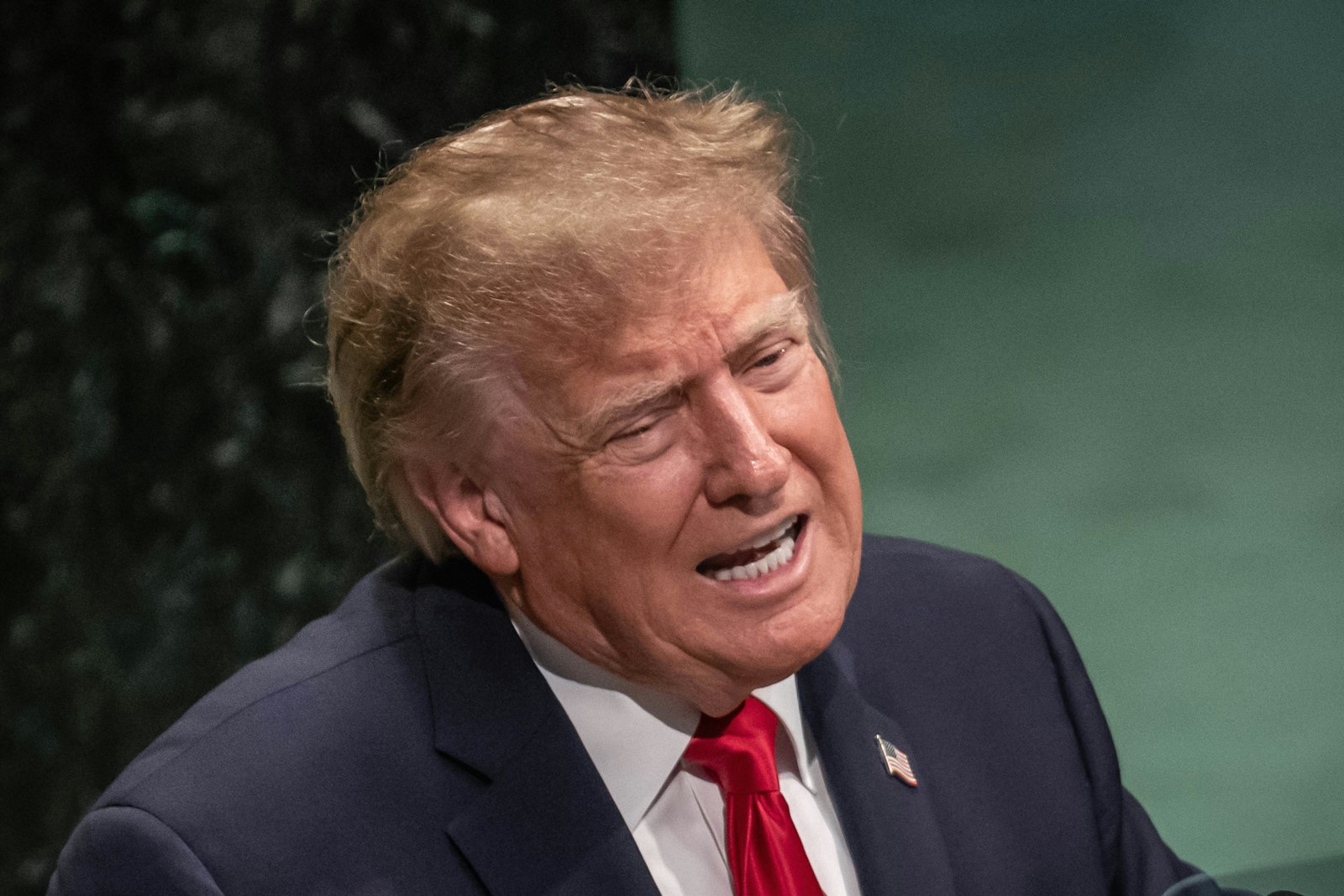Trump hits record poll low as GOP leaks get ugly: 