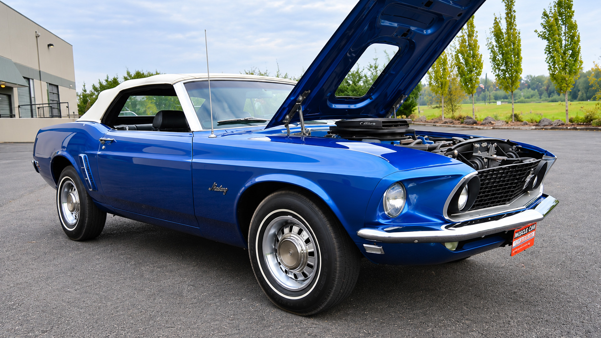 Ford Mustang 428 Cobra Jet shows its muscle car roots