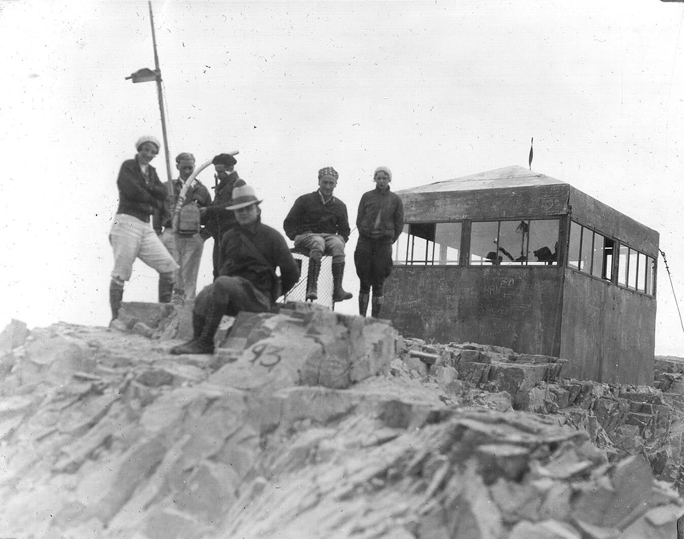 'Tin shack' atop Mount Timpanogos, where teen died in lightning storm ...