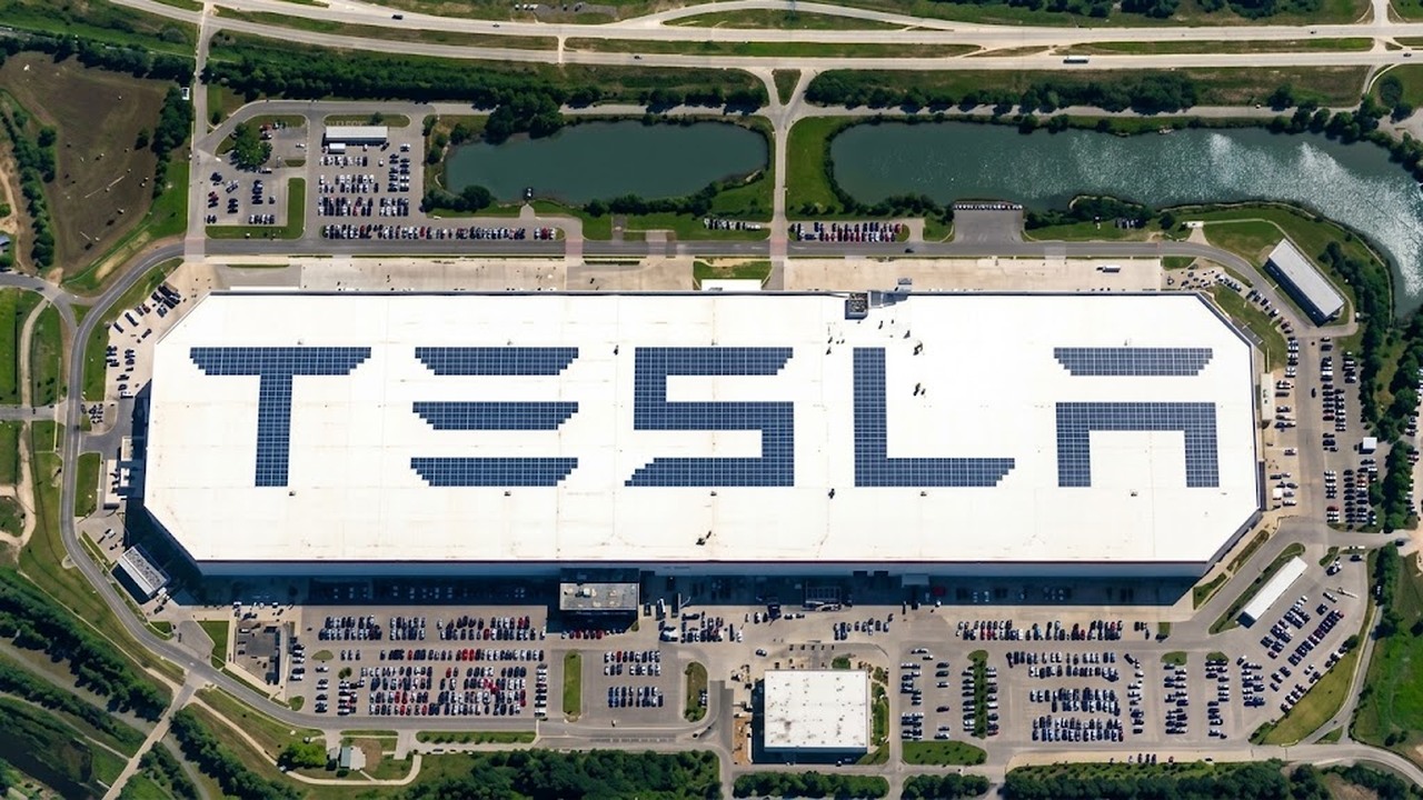 Zero interventions. Tesla’s robotaxi just completed an 800-mile ...