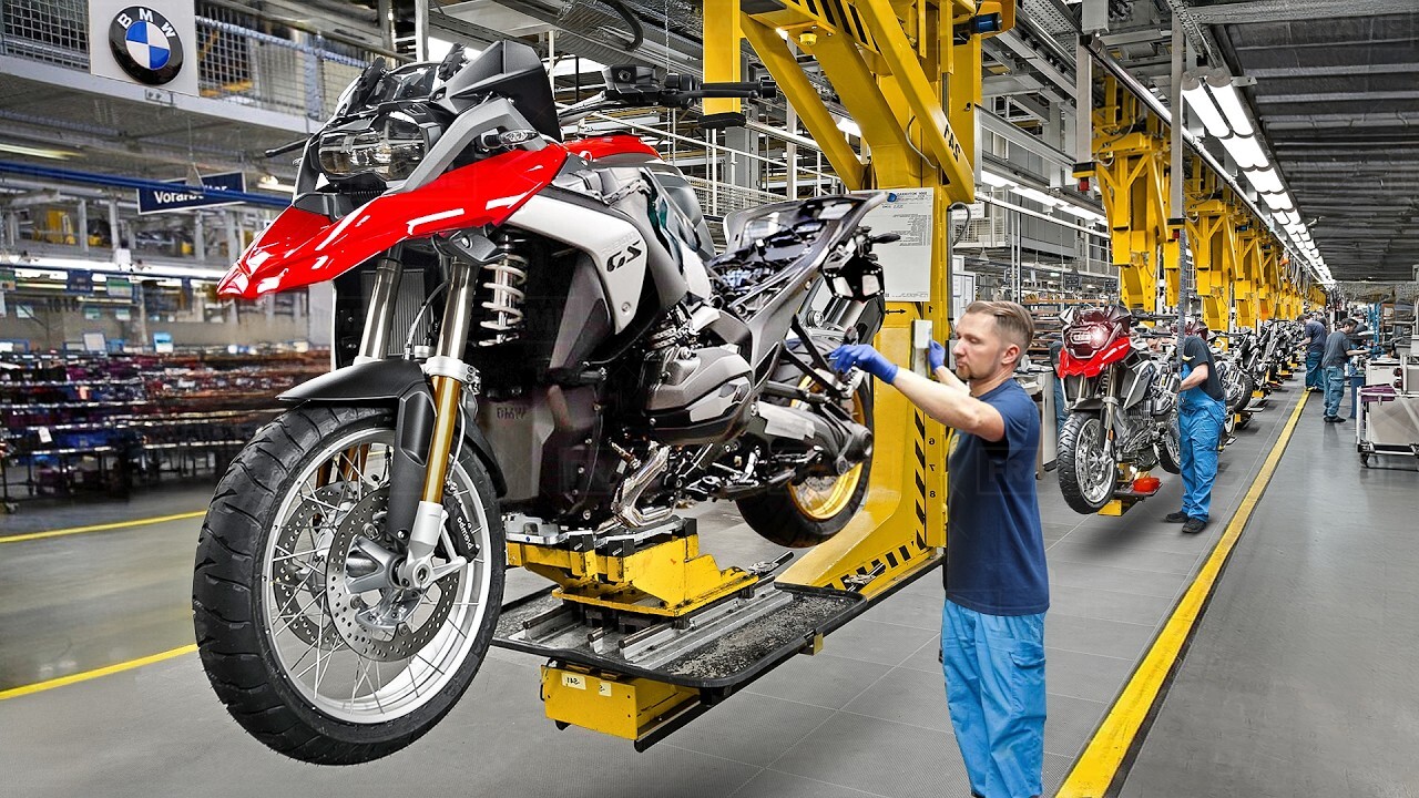 Exploring the large German facility where BMW Motorrad motorcycles are made