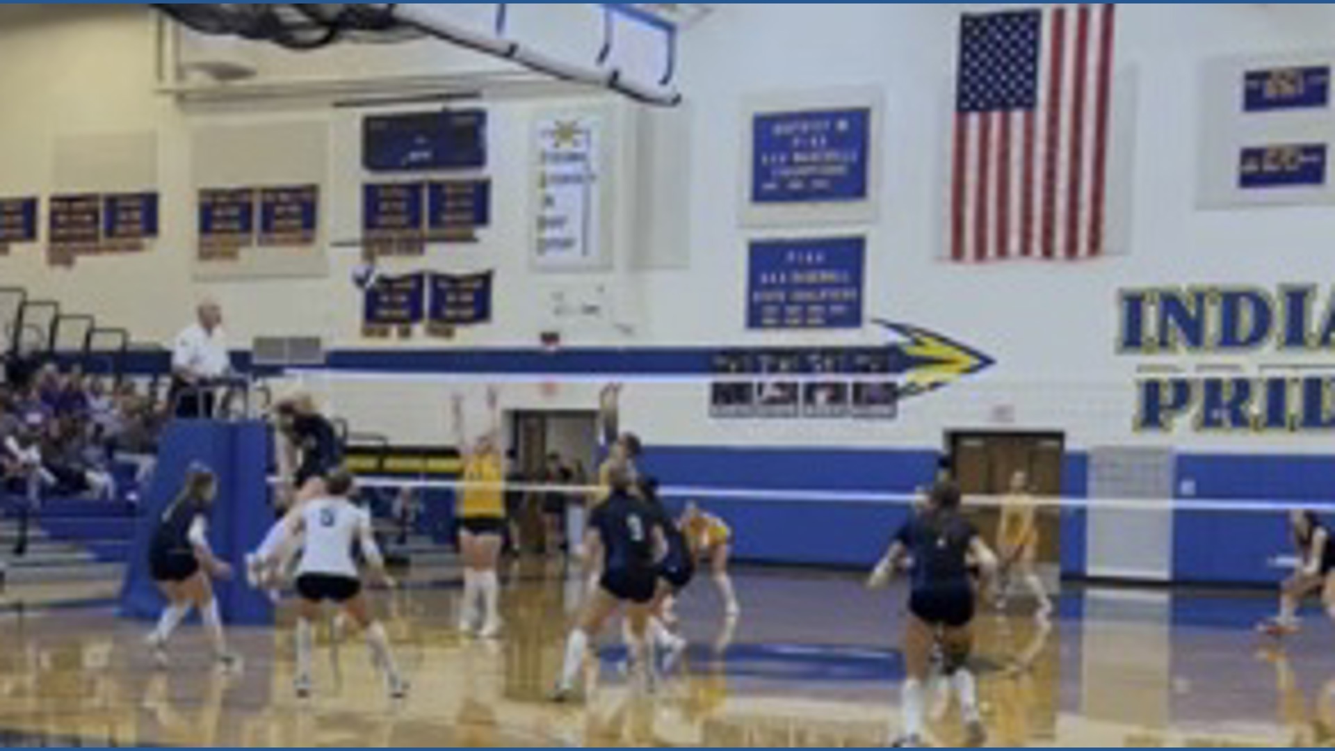 Honoring coach Kim Saunders