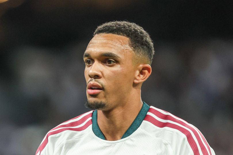 Trent Alexander-Arnold ha recibido la orden de regresar al Liverpool ante la incertidumbre sobre su futuro en el Real Madrid.