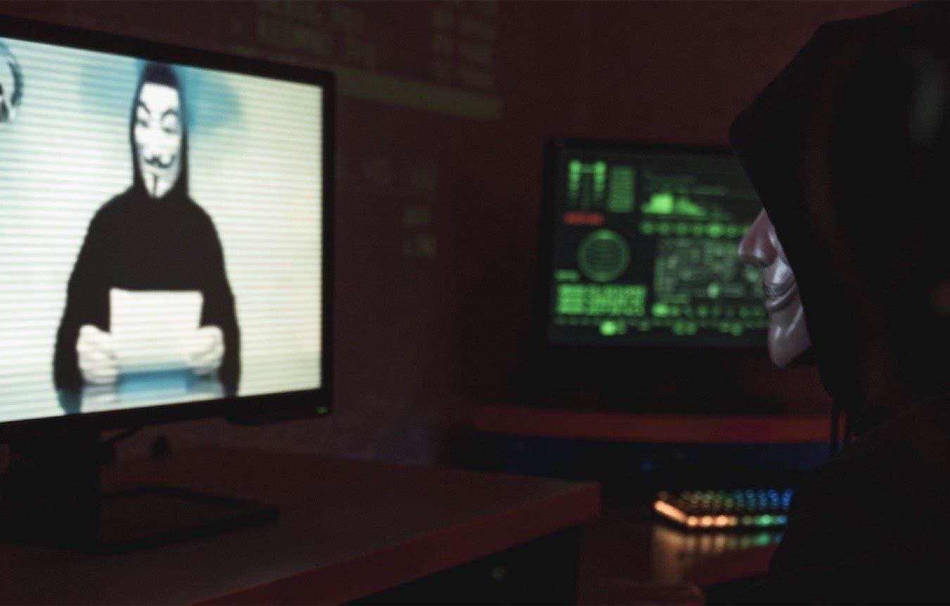 Un hacker russo ha usato Claude per colpire 87mila di computer da solo ...
