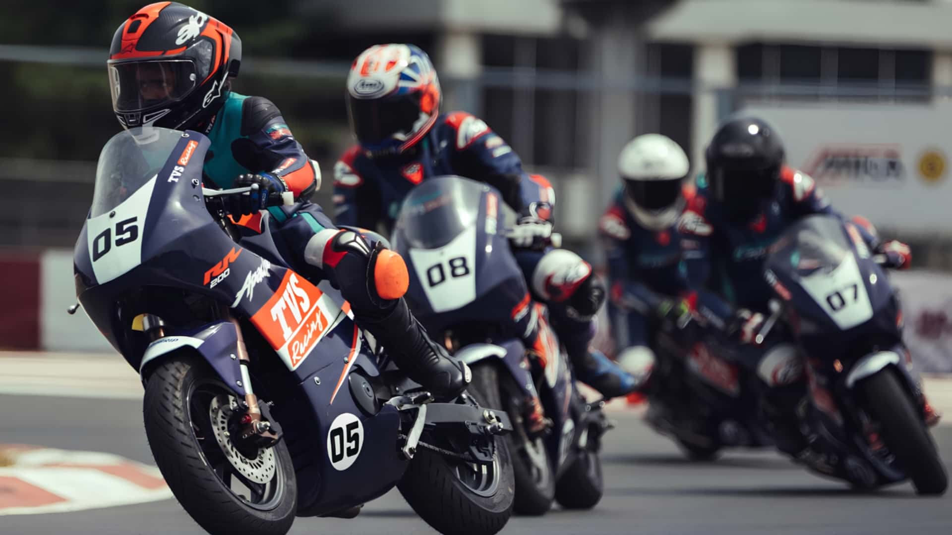 This company built a mini race motorcycle for kids. 10-year-old me is ...