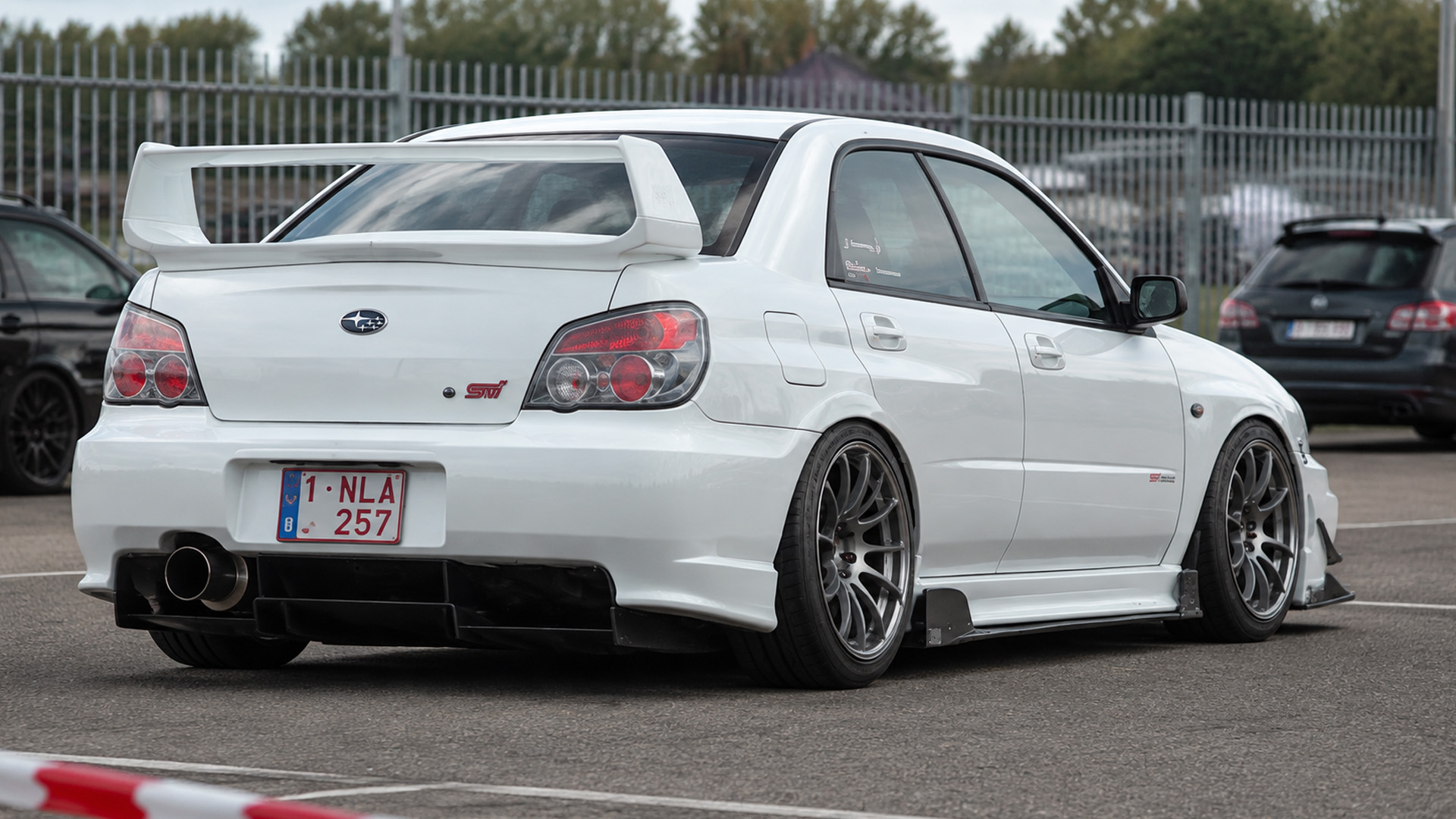 Subaru Impreza WRX STI leaves the show and its boxer sound follows