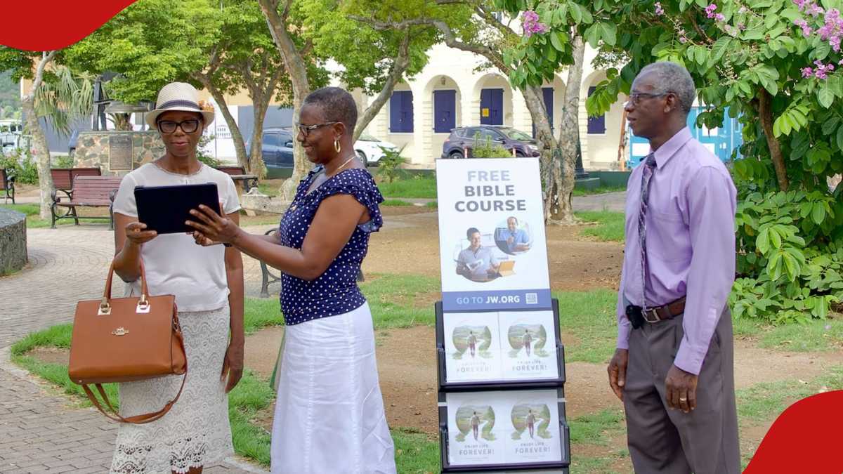 Jehovah's Witness announces new adjustment to blood transfusion policy
