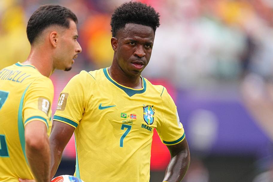 Un compañero de equipo de Brasil aborda la teoría conspirativa sobre la Copa Mundial Junior de Vinicius.