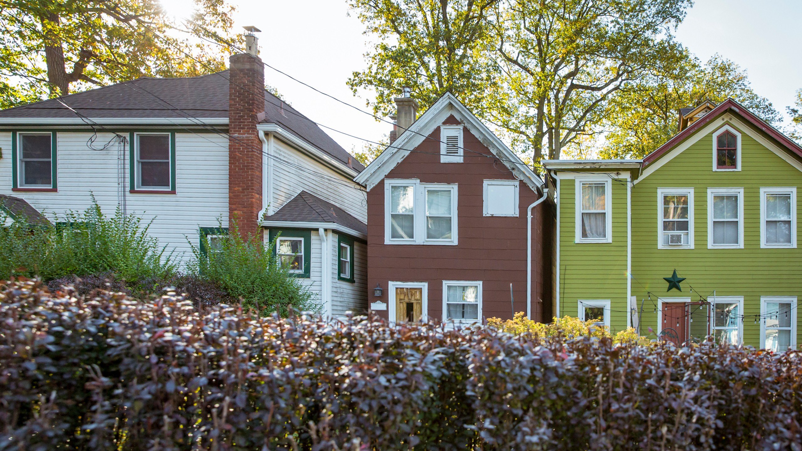 Mortgage calculator: Here’s how much you need to buy a $430K home at a ...