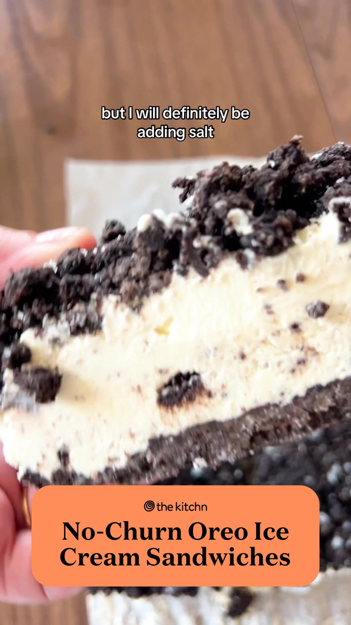 How to make easy no-churn Oreo ice cream sandwiches