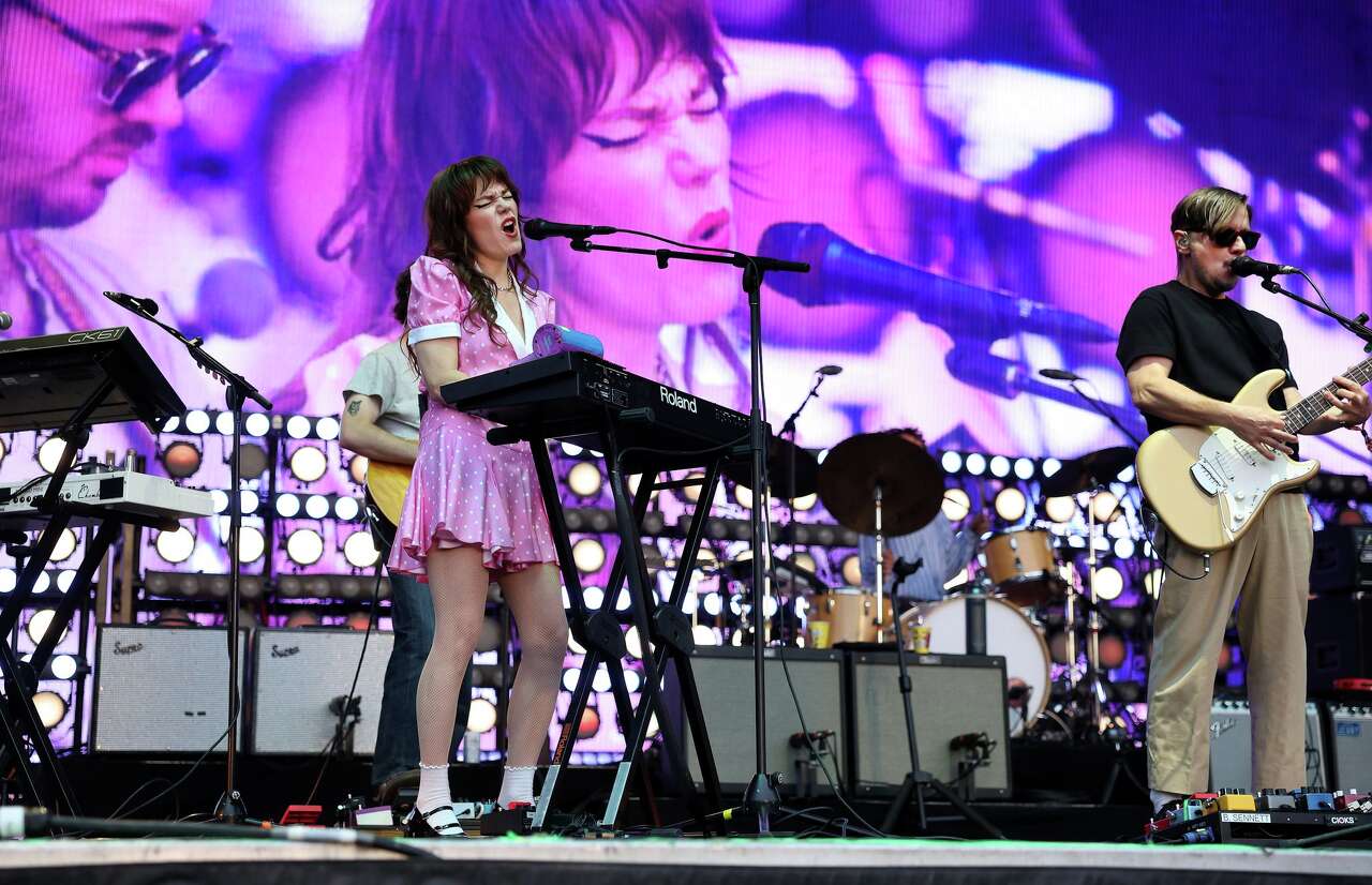 Rilo Kiley replaces Alison Krauss at Hardly Strictly Bluegrass