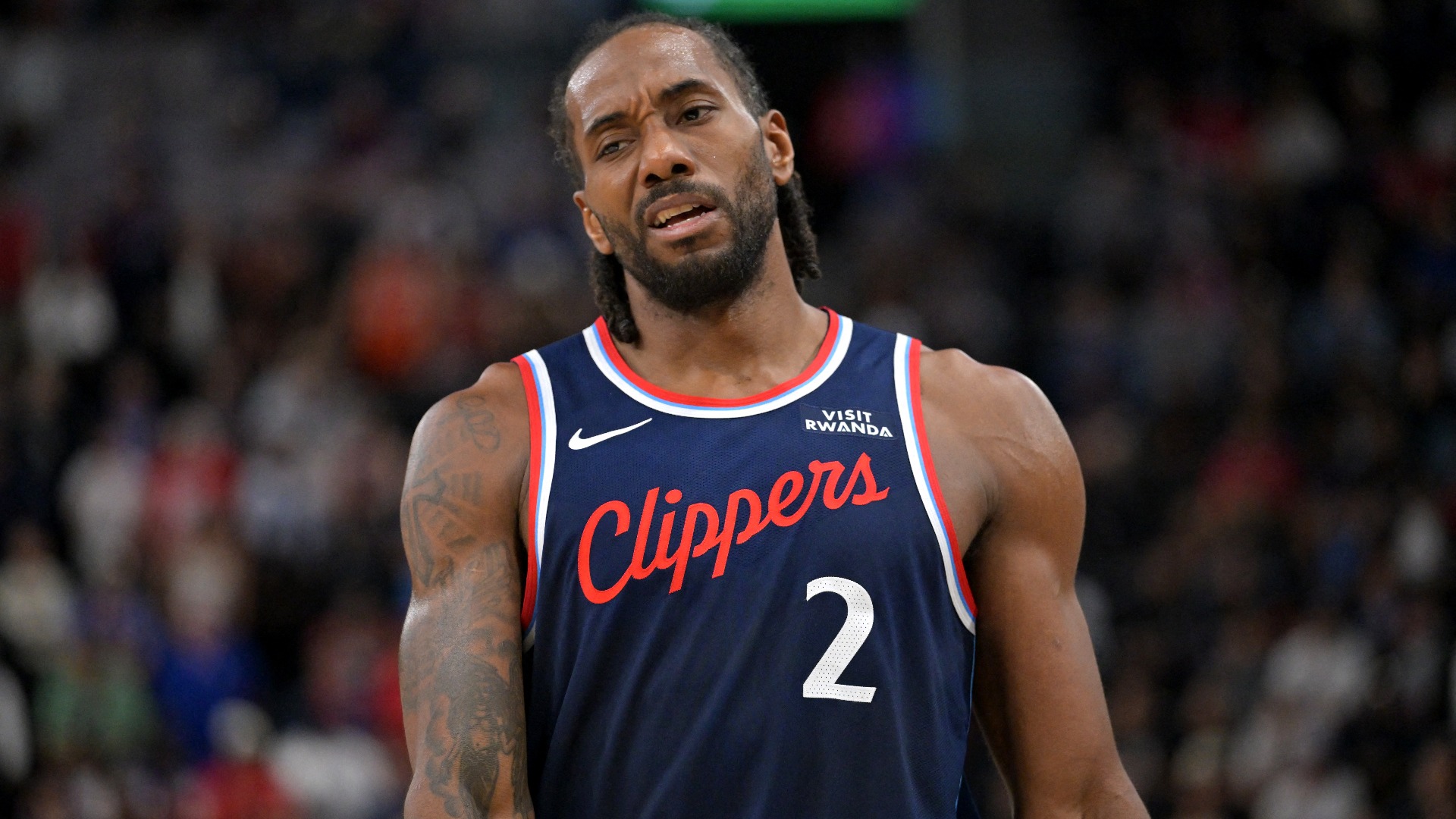 Kawhi Leonard signs $115M extension with Toronto Raptors