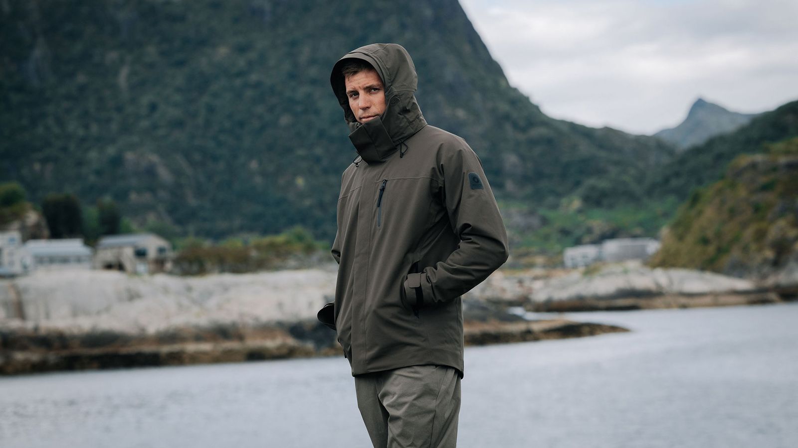 If you like Arc’teryx, Shackleton’s new signal yellow expedition jacket ...